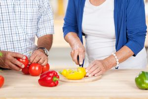 Descubre cómo llevar una dieta sana durante la menopausia